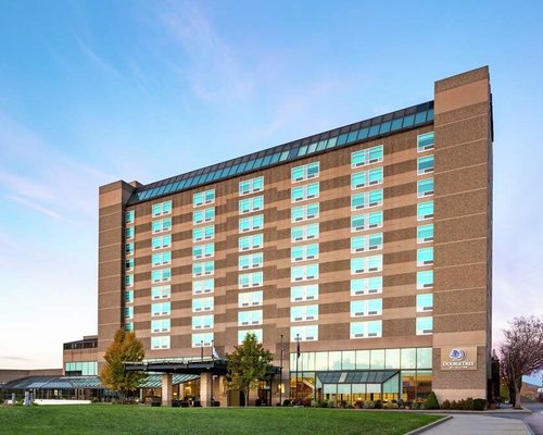 hotels near snhu manchester new hampshire