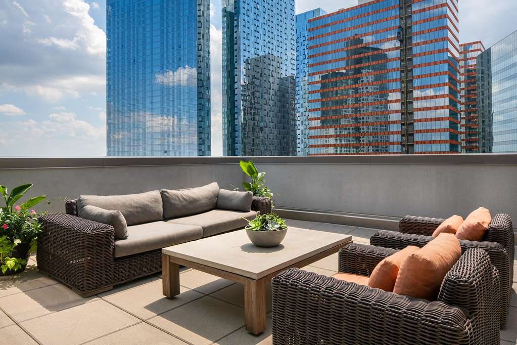 Hotel photo 8 of Hilton Garden Inn Long Island City New York.