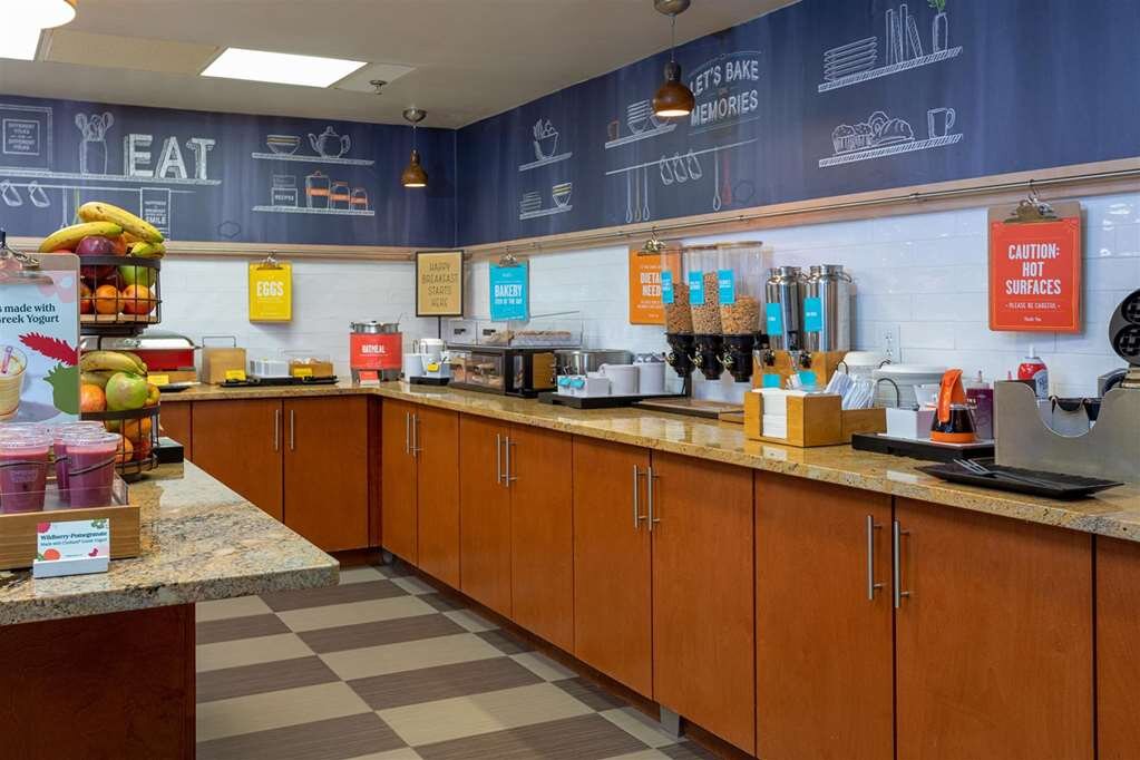 Hotel photo 19 of Hampton Inn Williamsport-Downtown.