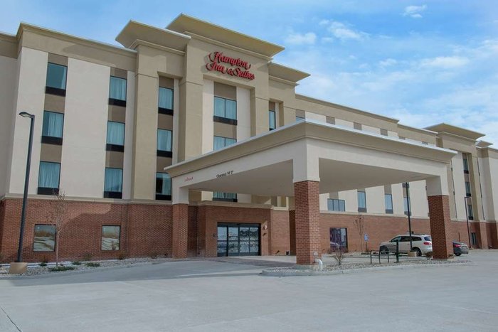 HAMPTON INN SUITES BAY CITY $101 ($̶1̶1̶5̶) Updated 2022 Prices
