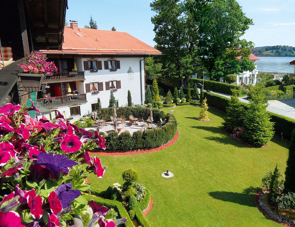 HOTEL ALPENHOF - Updated 2024 Prices, Reviews, And Photos