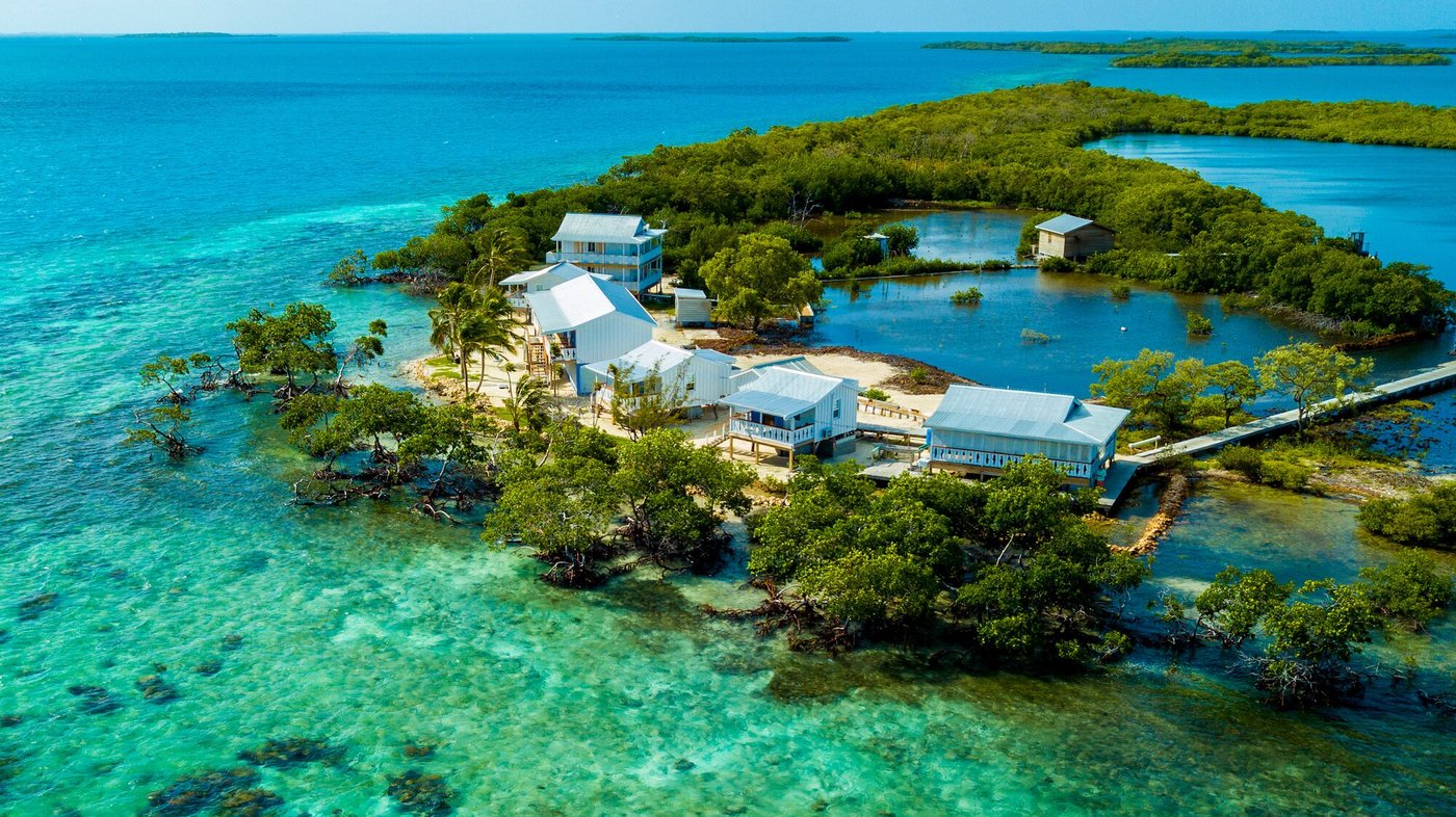 BLUE HORIZON FLY FISHING LODGE - Northeast Caye Guest house 2024 Reviews