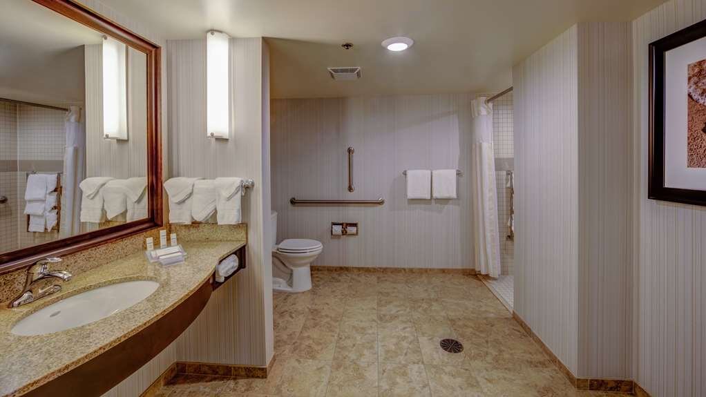 Hotel photo 37 of Hilton Garden Inn Virginia Beach Oceanfront.