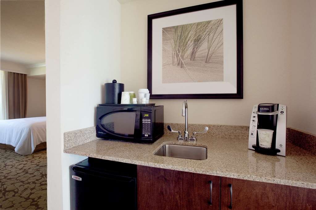 Hotel photo 2 of Hilton Garden Inn Virginia Beach Oceanfront.