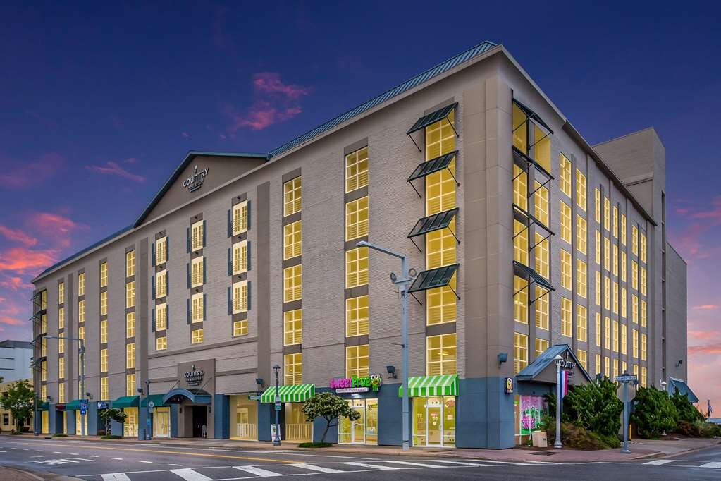 Hotel photo 29 of Country Inn & Suites by Radisson, Virginia Beach (Oceanfront), VA.