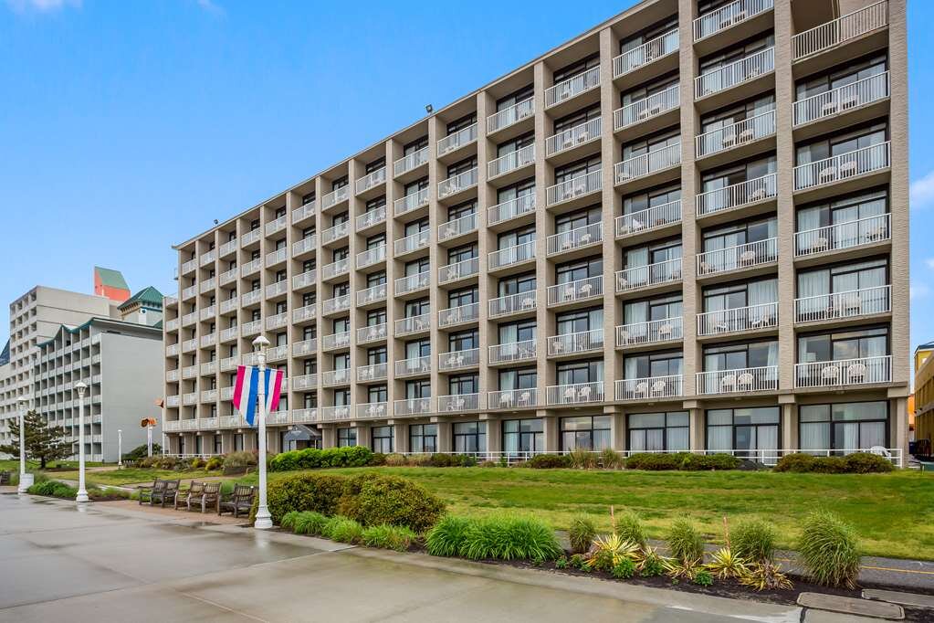 Hotel photo 32 of Country Inn & Suites by Radisson, Virginia Beach (Oceanfront), VA.