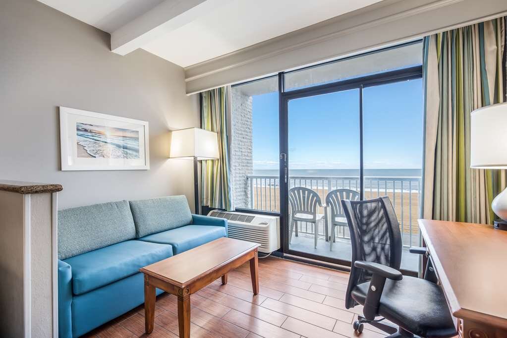 Hotel photo 33 of Country Inn & Suites by Radisson, Virginia Beach (Oceanfront), VA.