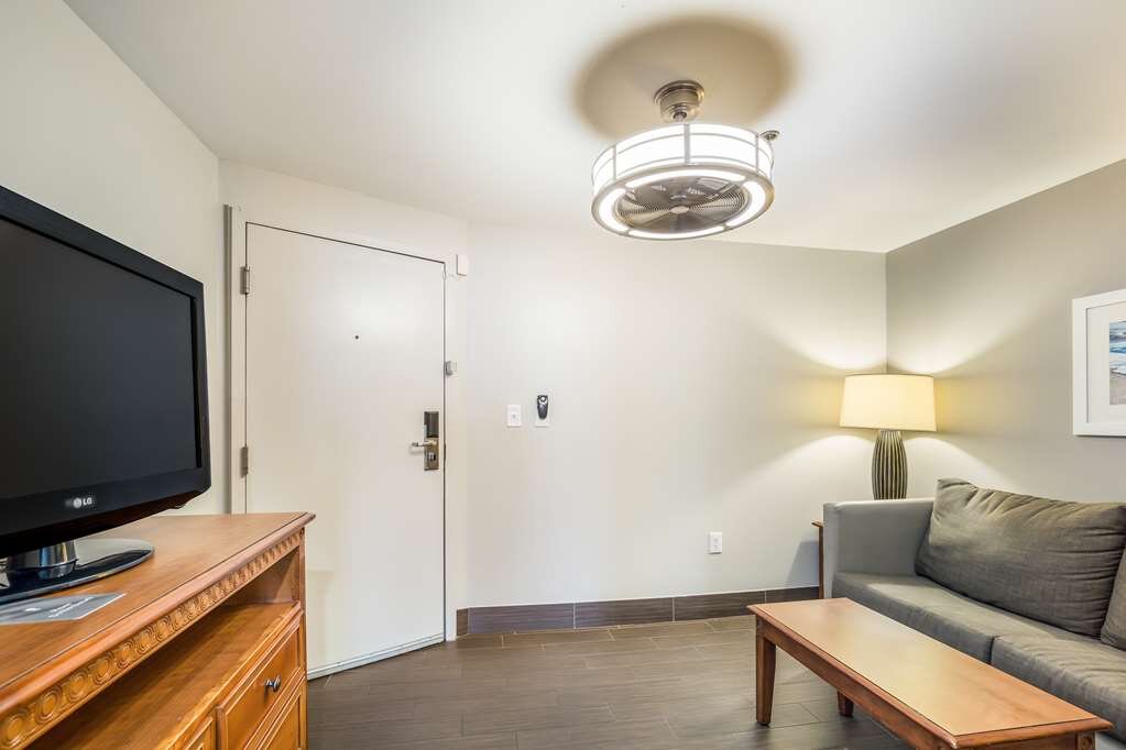 Hotel photo 36 of Country Inn & Suites by Radisson, Virginia Beach (Oceanfront), VA.