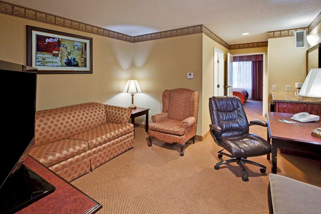 Hotel photo 4 of Country Inn & Suites by Radisson, Hot Springs, AR.