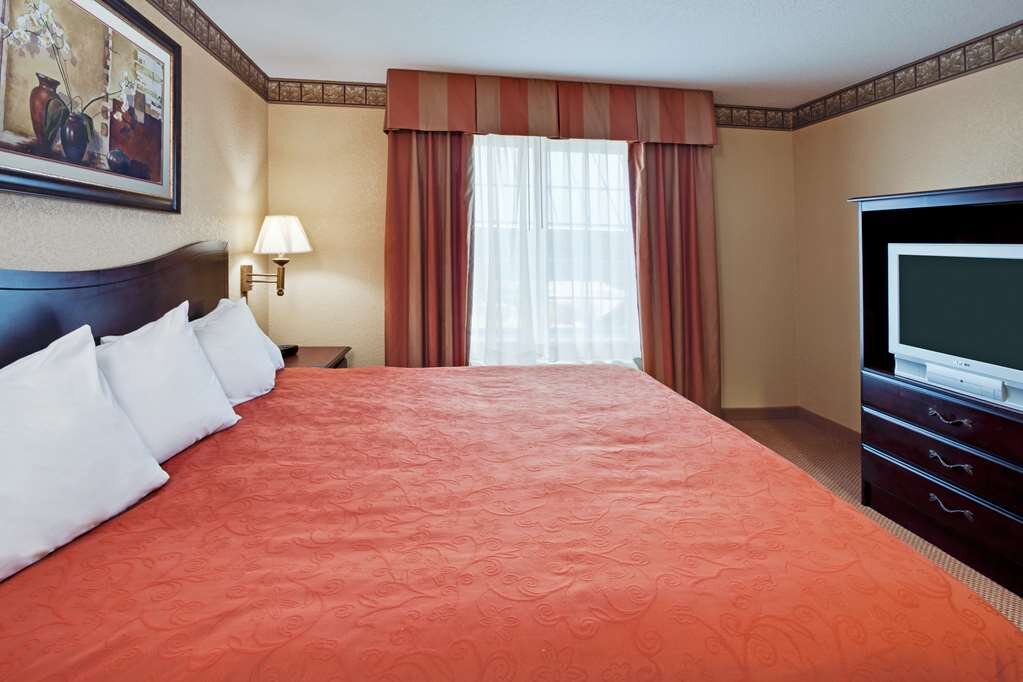 Hotel photo 5 of Country Inn & Suites by Radisson, Hot Springs, AR.