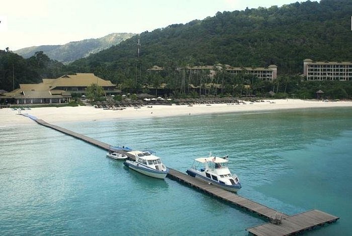 The Taaras Beach &amp; Spa Resort, hotel in Malaysia