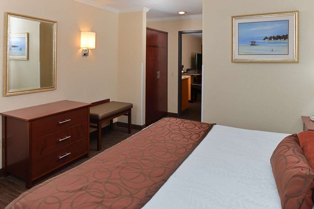 Hotel photo 26 of Best Western Plus Landmark Inn.