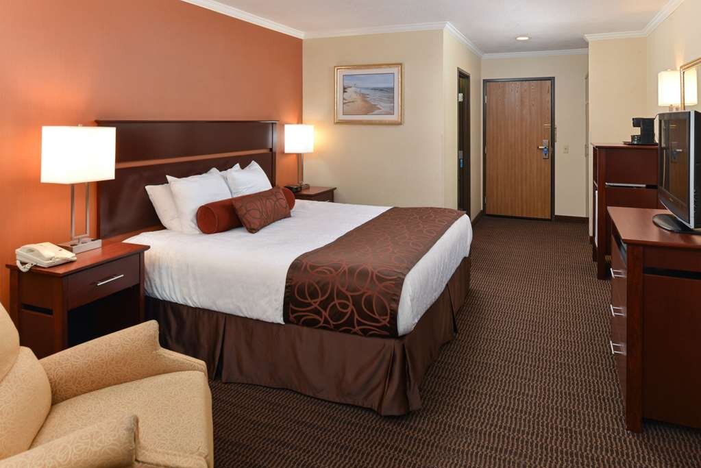 Hotel photo 2 of Best Western Plus Landmark Inn.