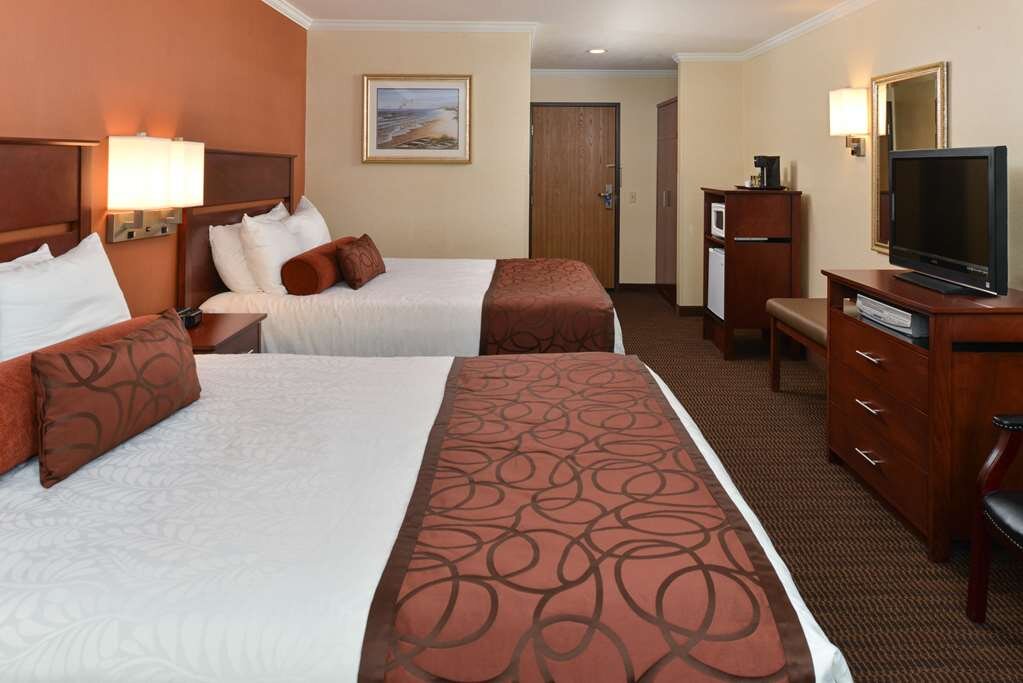 Hotel photo 53 of Best Western Plus Landmark Inn.