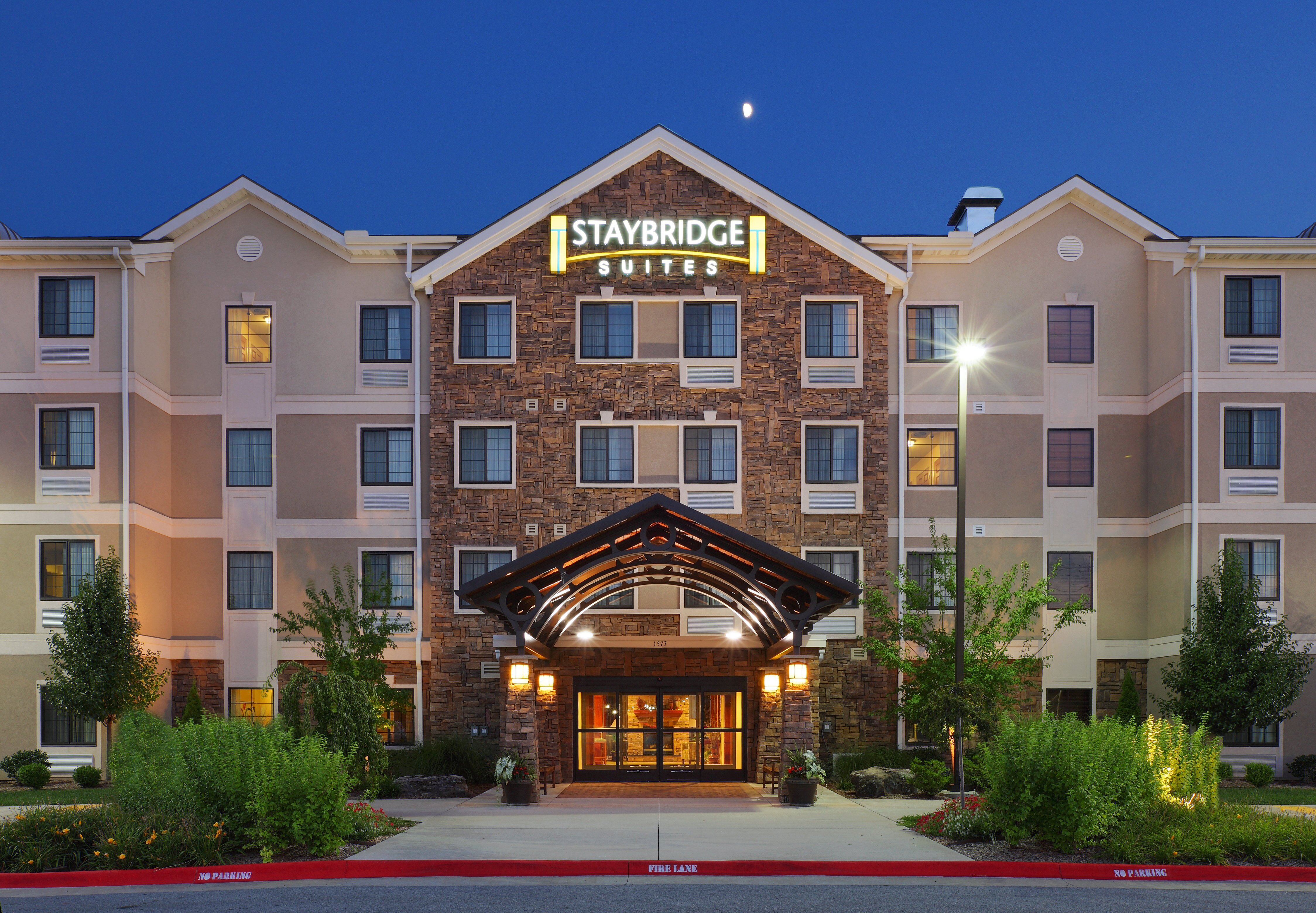 STAYBRIDGE SUITES FAYETTEVILLE UNIV OF ARKANSAS 108 1 3 9   Hotel Exterior 