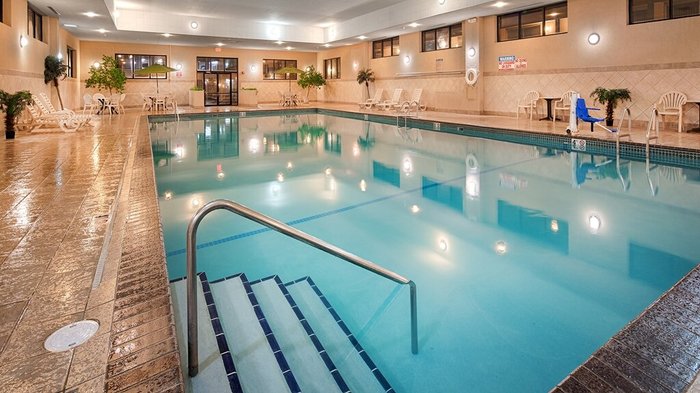 Best Western Ramkota Hotel Pool Pictures & Reviews - Tripadvisor