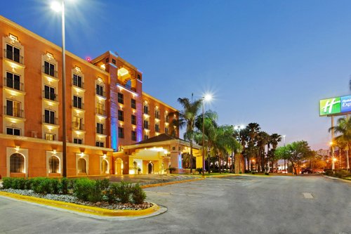 Los 10 mejores hoteles cerca de Holiday Inn Express ...