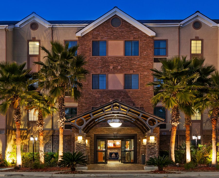 Hotels In San Antonio Near Six Flags Fiesta Texas