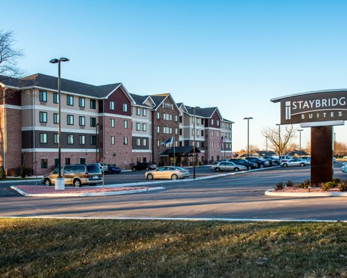 hotels in dyer indiana