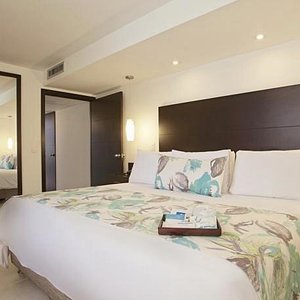 167411 Guest Room