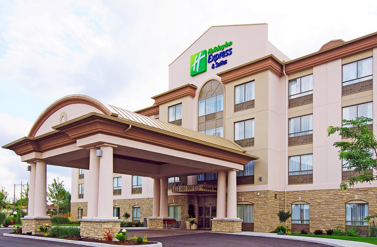 Holiday Inn Express & Suites Ottawa Airport, an IHG Hotel (C̶$̶1̶4̶8̶ ...