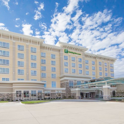 THE 10 BEST Hotels in Davenport, IA for 2023 (from $51) - Tripadvisor