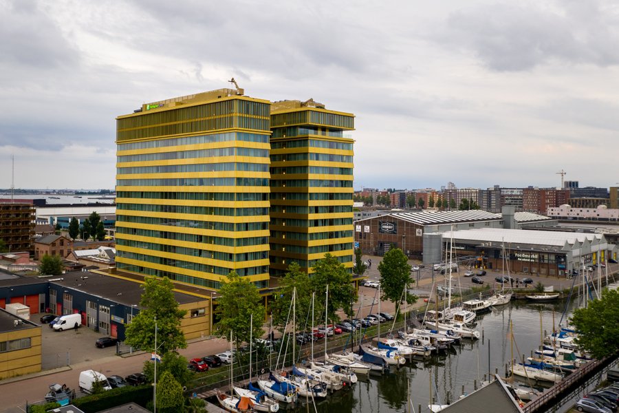 Holiday Inn Express Amsterdam North Riverside (C̶̶1̶1̶9̶) C100