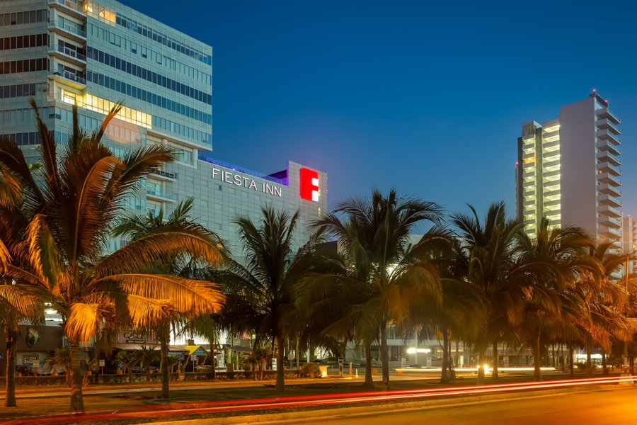 hotel fiesta inn cancun centro