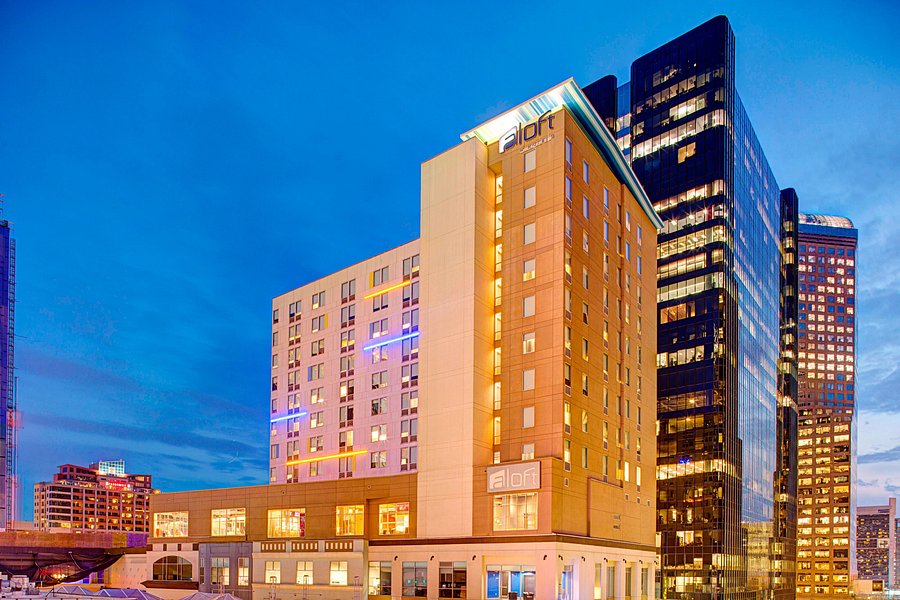 Aloft Charlotte City Center Updated 2021 Prices Hotel Reviews And Photos Nc Tripadvisor [ 600 x 900 Pixel ]