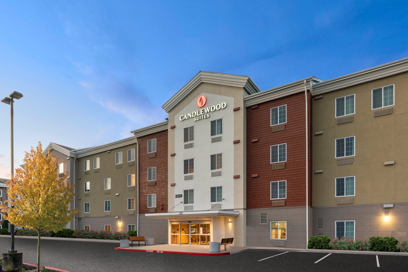 CANDLEWOOD SUITES SUMNER - PUYALLUP AREA , AN IHG HOTEL $127 ($̶1̶4̶4̶ ...