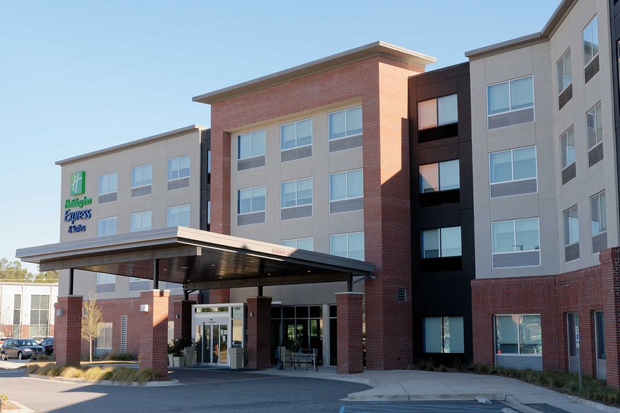 HOLIDAY INN EXPRESS & SUITES SUMMERVILLE $132 ($̶1̶4̶2̶) - Updated 2022