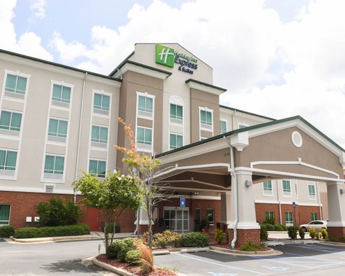 THE 10 BEST Valdosta Hotel Deals (Aug 2021) - Tripadvisor