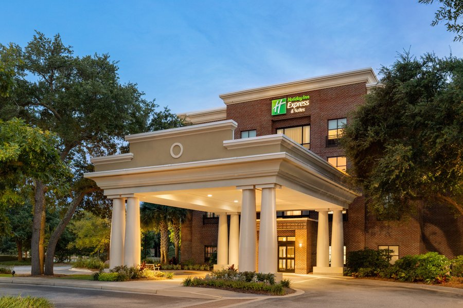 HOLIDAY INN EXPRESS HOTEL & SUITES MT PLEASANT-CHARLESTON - Updated ...