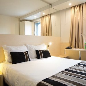 745397 Guest Room
