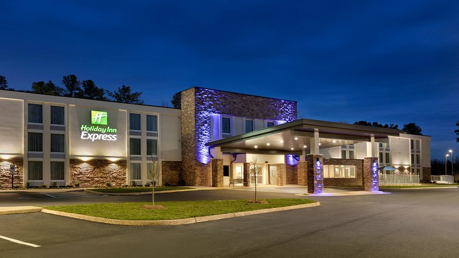 Holiday Inn Express Williamsbrg Busch Gardens Area An Ihg Hotel 79 1 2 Updated 2021 S Reviews Williamsburg Va Tripadvisor Holiday Inn Express Williamsbrg Busch, Colonial Williamsburg Busch Gardens Vacation Packages