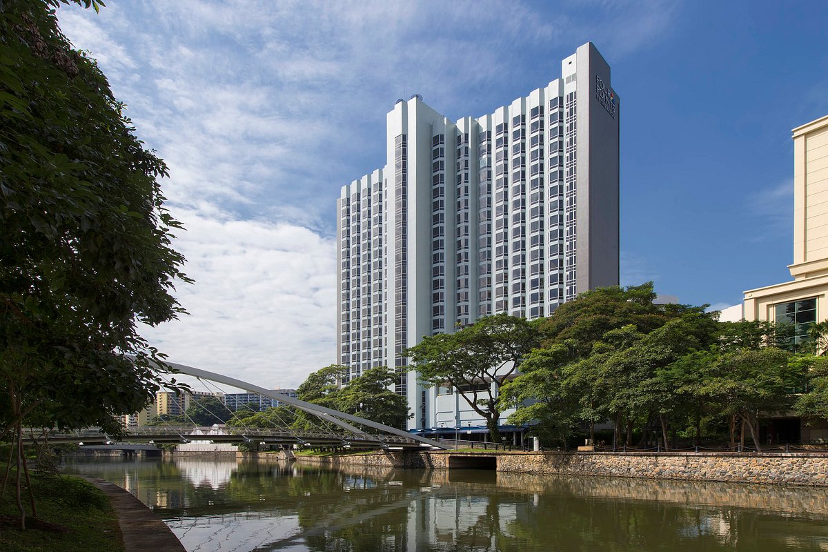 新加坡濠景大酒店，位於新加坡的飯店