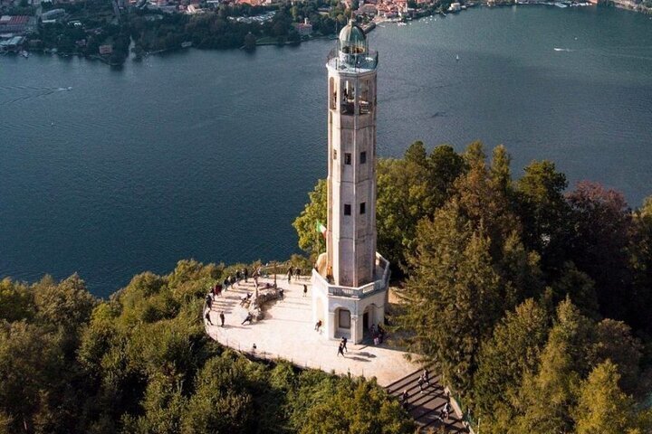 2024 Lake Como Volta Lighthouse and Brunate Jeep Sightseeing Tour