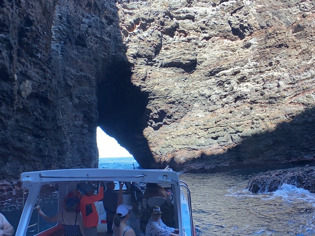 When is the Rainy Season in Kauai? - Makana Charters