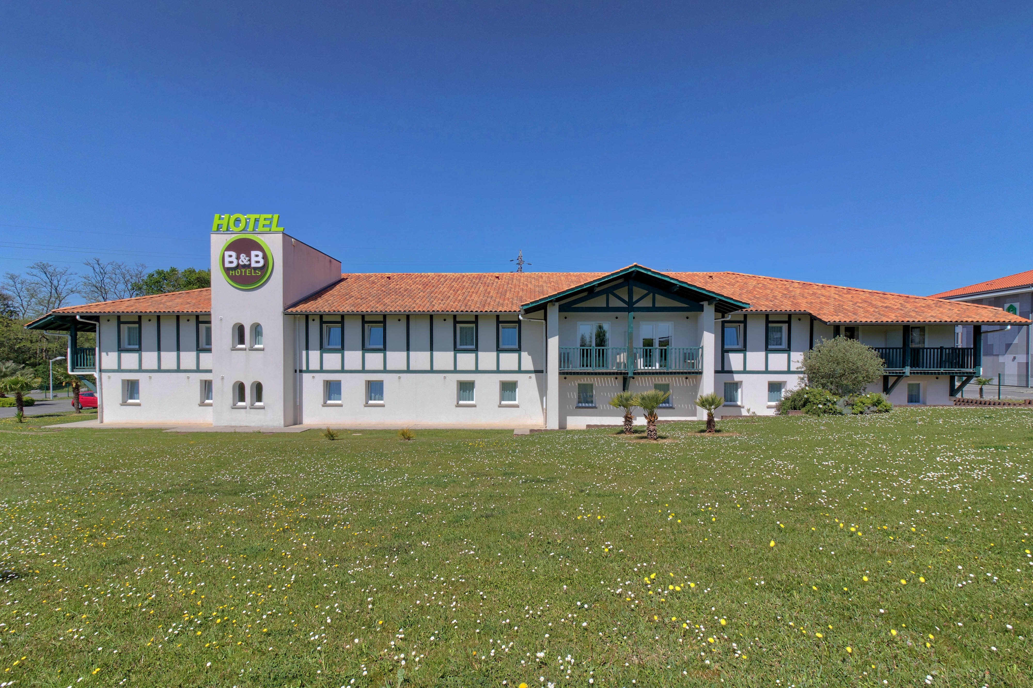 B&B HOTEL SAINT-JEAN-DE-LUZ $74 ($̶9̶3̶) - Prices & Reviews - France