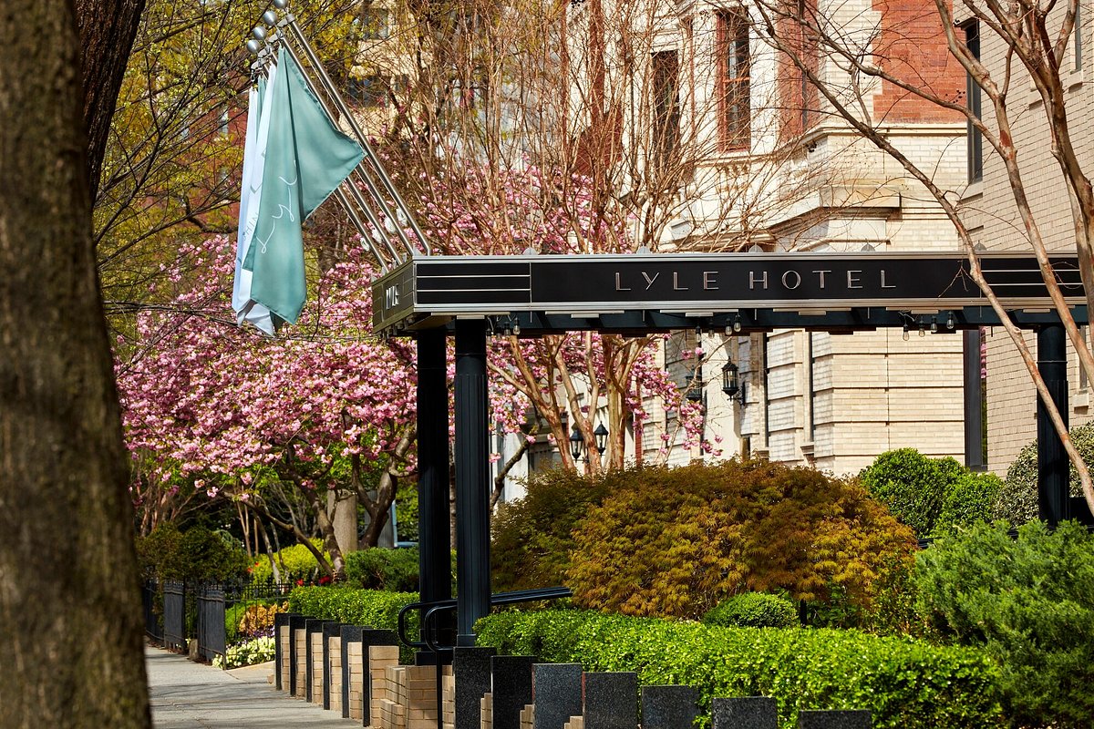 The 9 Best Pet-Friendly Hotels in Washington, DC - Washingtonian