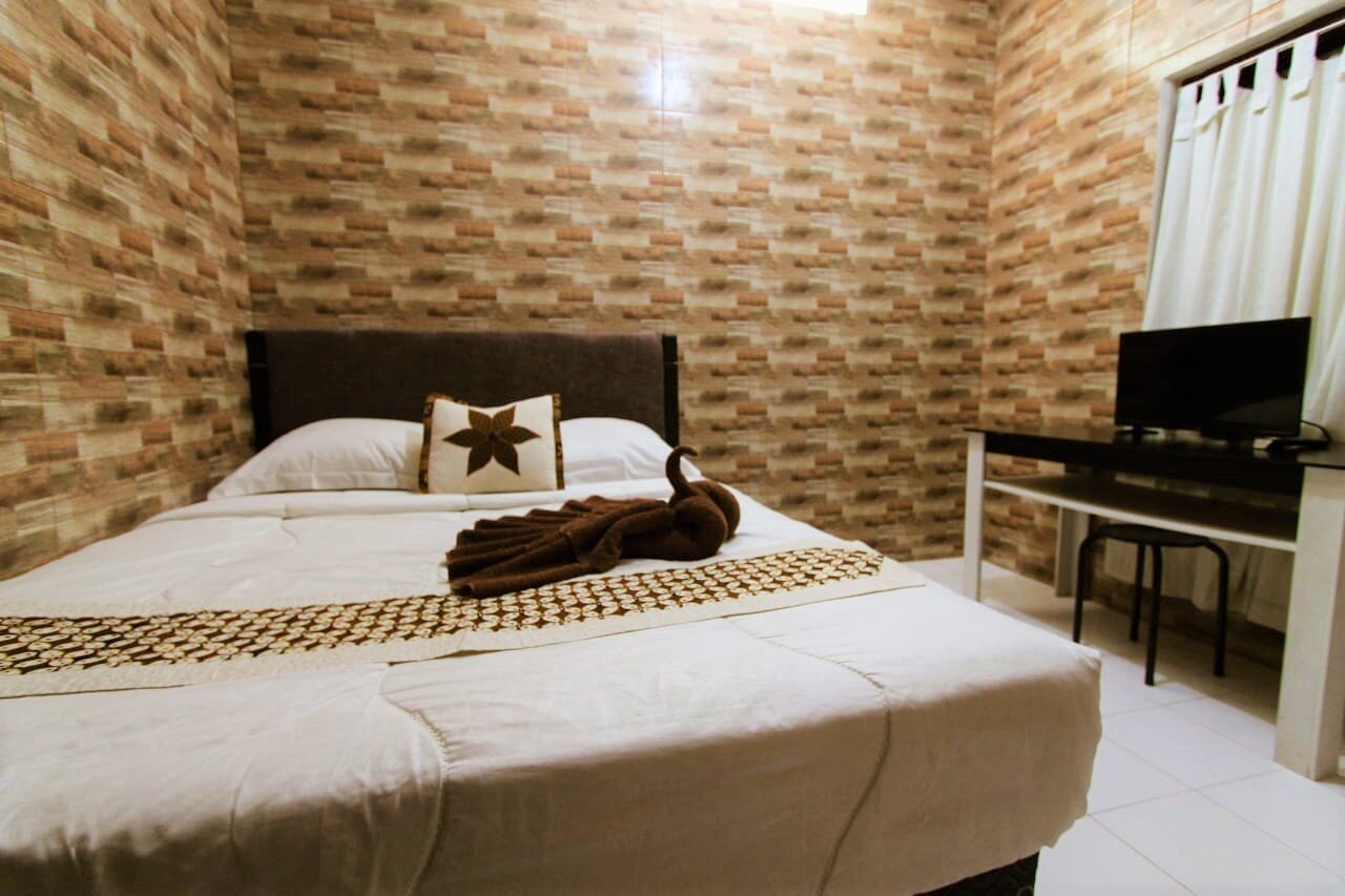 CLAMONIC HOUSE BY MADHAVA $10 ($̶1̶8̶) - Prices & Inn Reviews - Bali/Nusa Dua CLAMONIC HOUSE BY MADHAVA $10 ($̶1̶8̶)... 