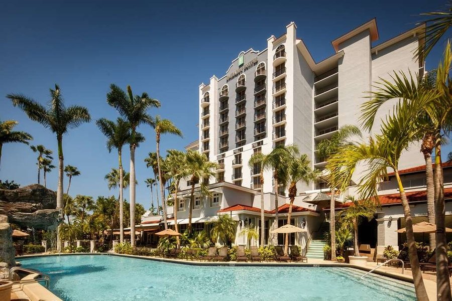 Embassy Suites By Hilton Fort Lauderdale 17th Street 130 2 8 0 Updated 2021 Prices Hotel Reviews Fl Tripadvisor