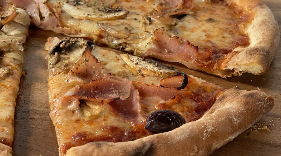 Pizza Regina