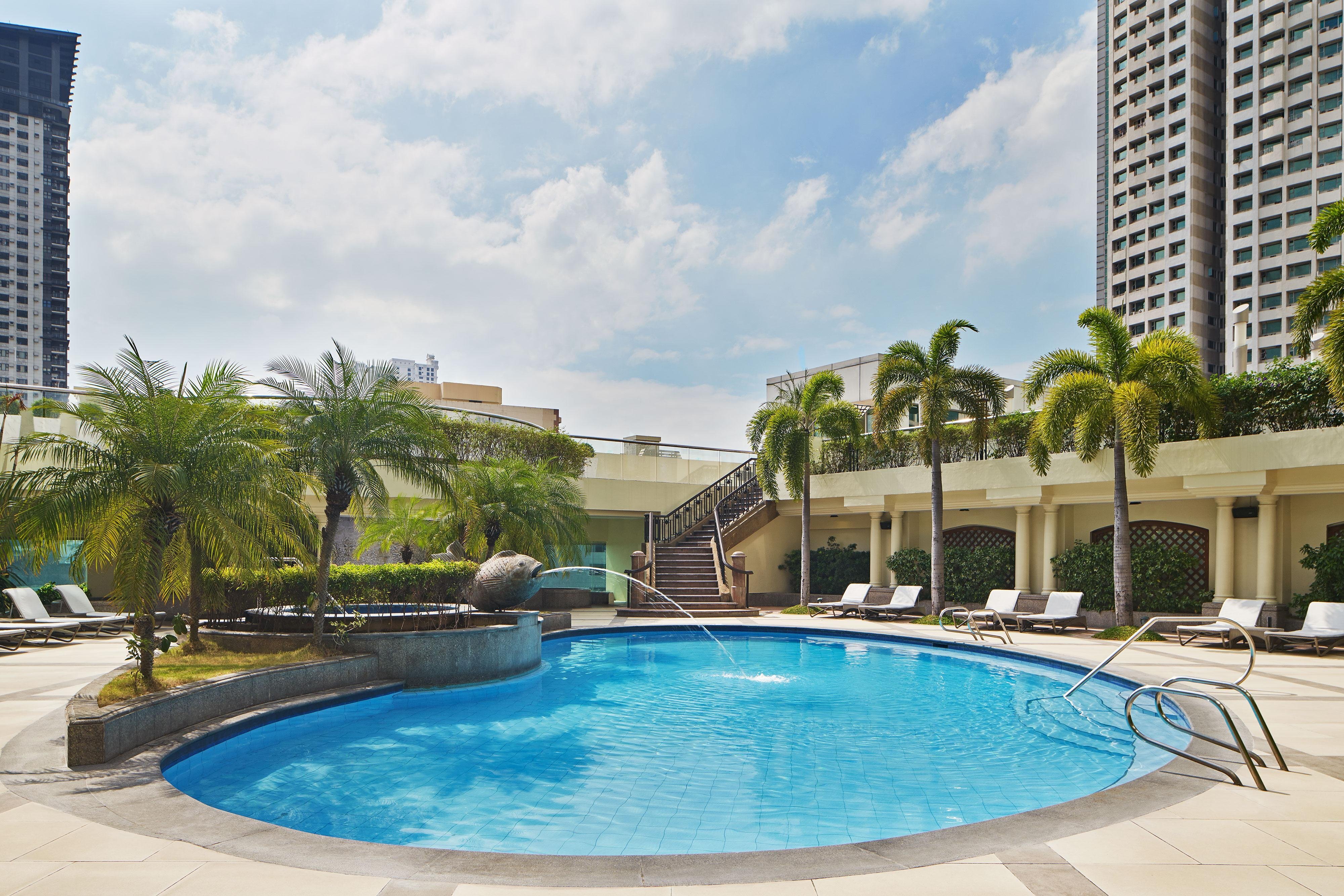 SHERATON MANILA BAY UPDATED 2022 Hotel Reviews Price Comparison   Outdoor Pool Day 