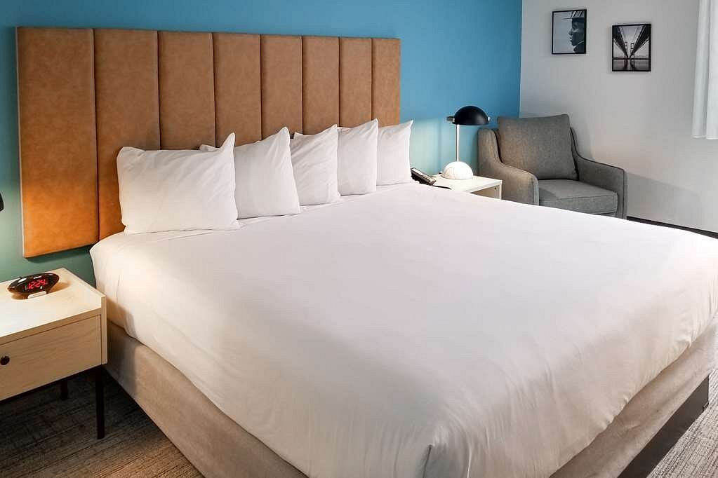 The 5 Best Tacoma Hot Tub Suite Hotels Of 2022 With S Tripadvisor The 5 Best Tacoma Hot Tub Suite Hotels, Tacoma King Bed Reviews