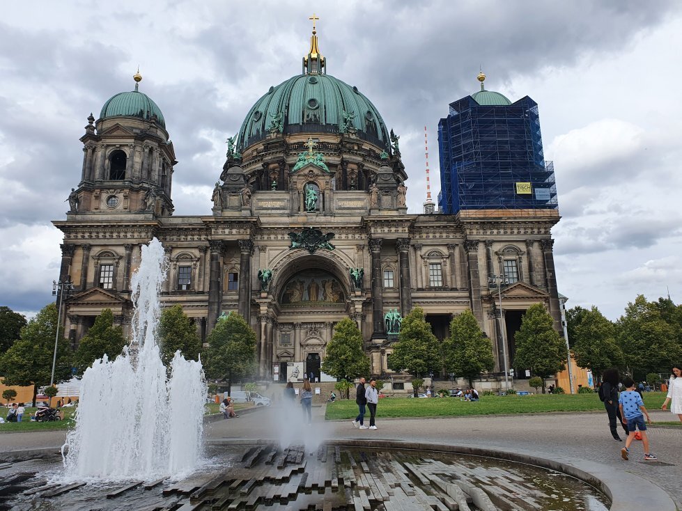 Springbrunnen im Lustgarten (Berlin) All You Need to Know