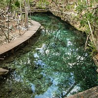Cenote La Gloria