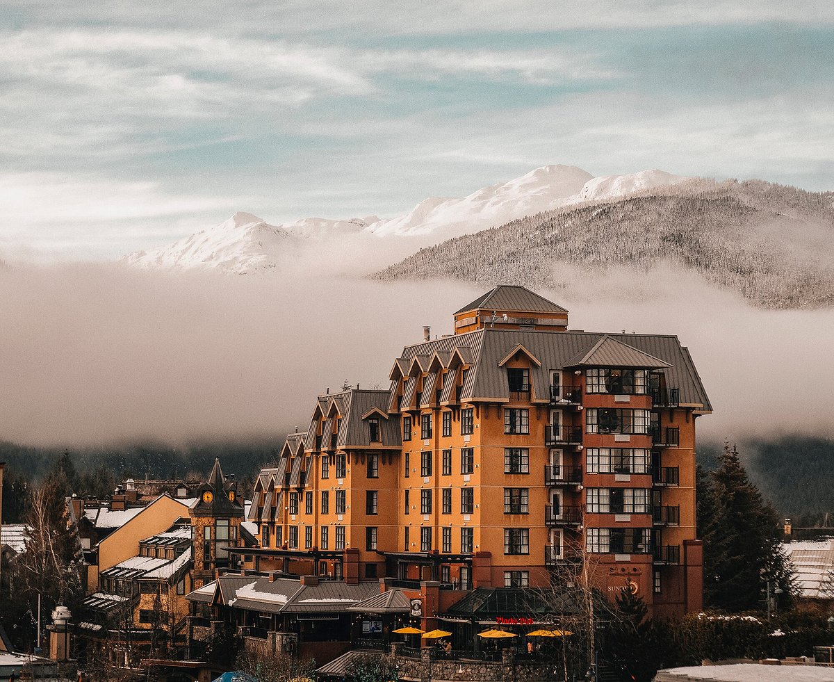 Sundial Hotel, hotell i Whistler