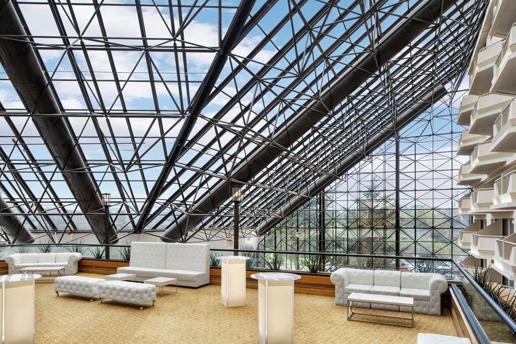 Hotel photo 38 of DoubleTree by Hilton Hotel Newark Airport.