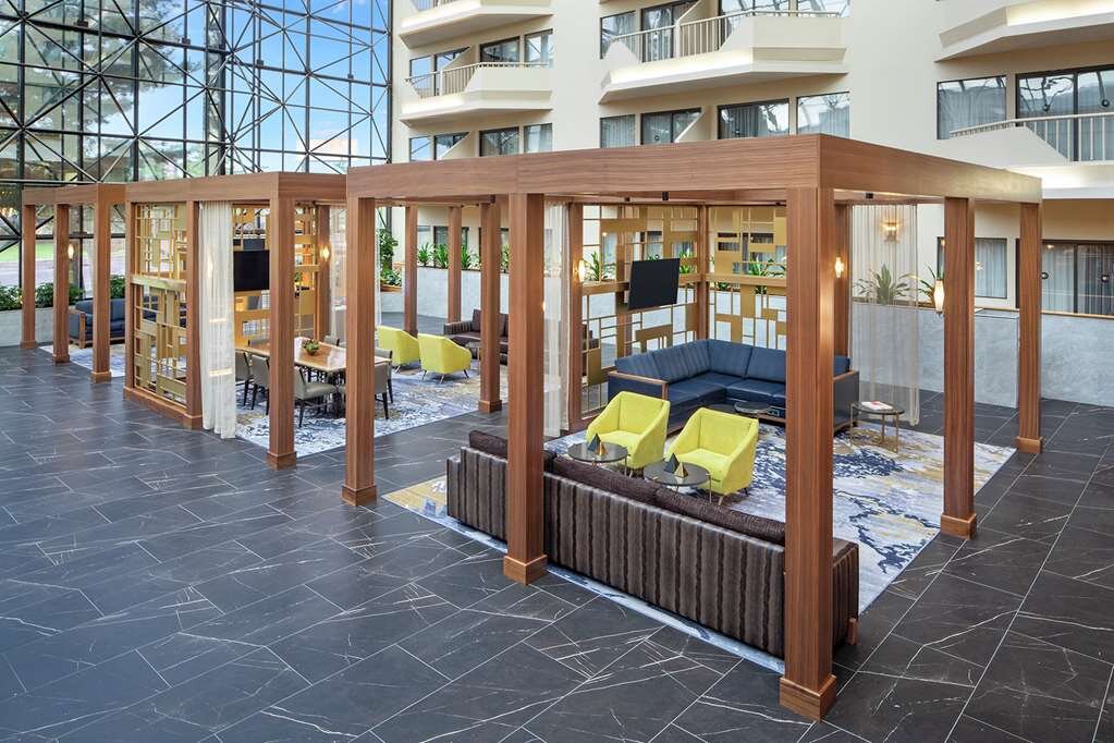 Hotel photo 26 of DoubleTree by Hilton Hotel Newark Airport.